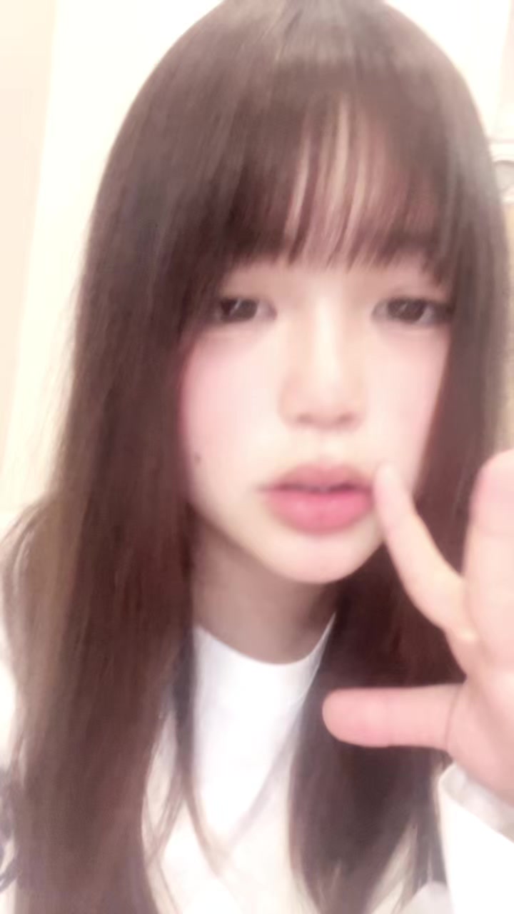 @りんりん🍒🤍学生ランウェイ挑戦中✨💕