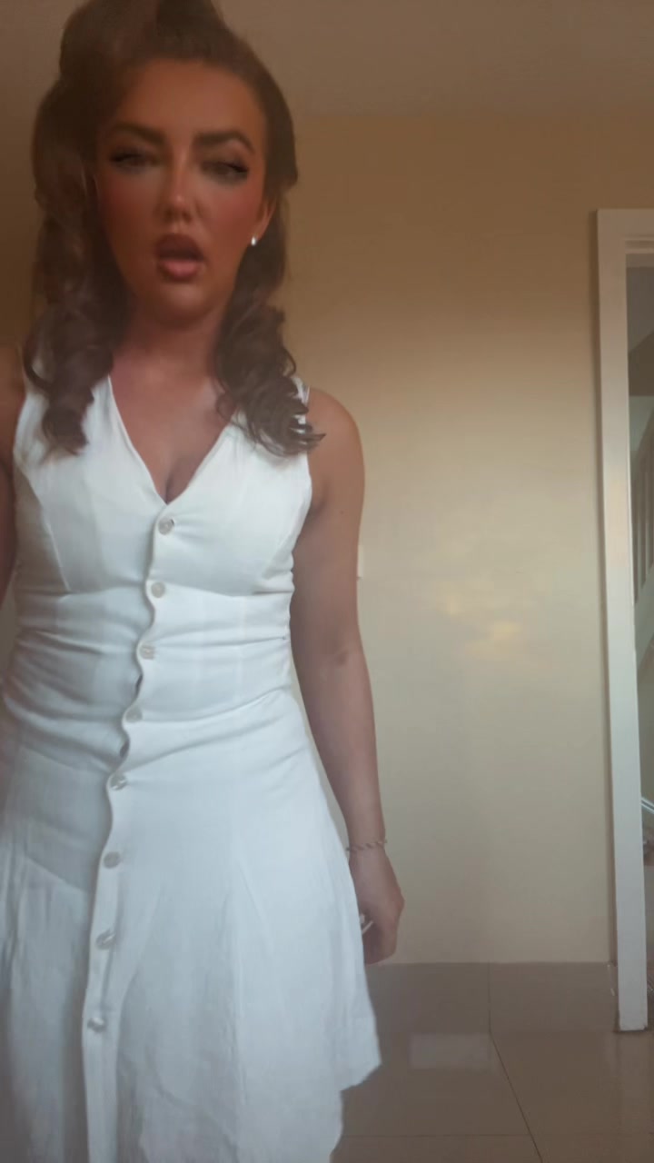 @ellensmag_18x