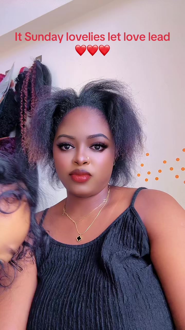 @minaslimzee001