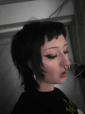 @moonspug🌙🐞
