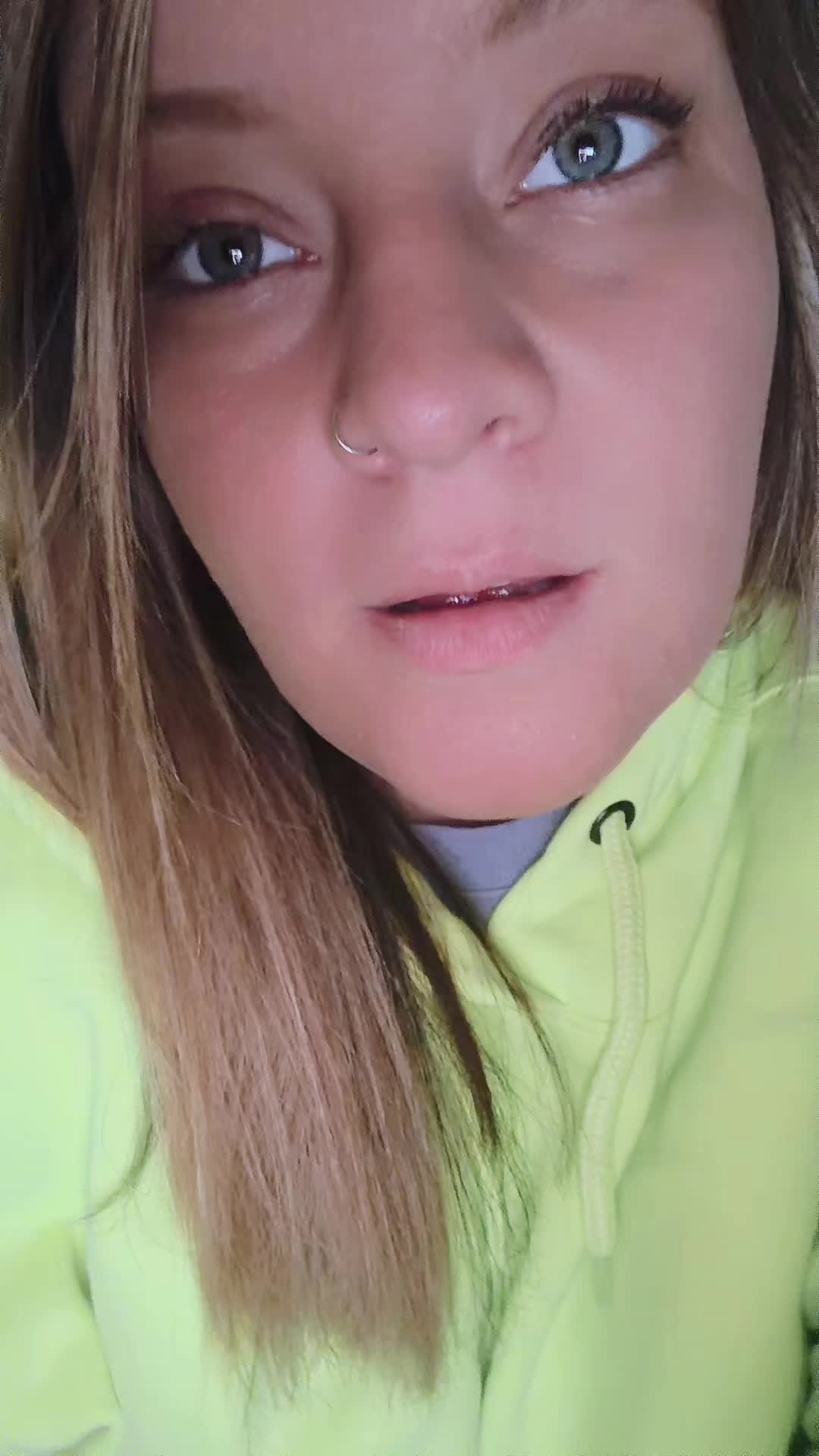 @Alysia Morgan 😏🖤
