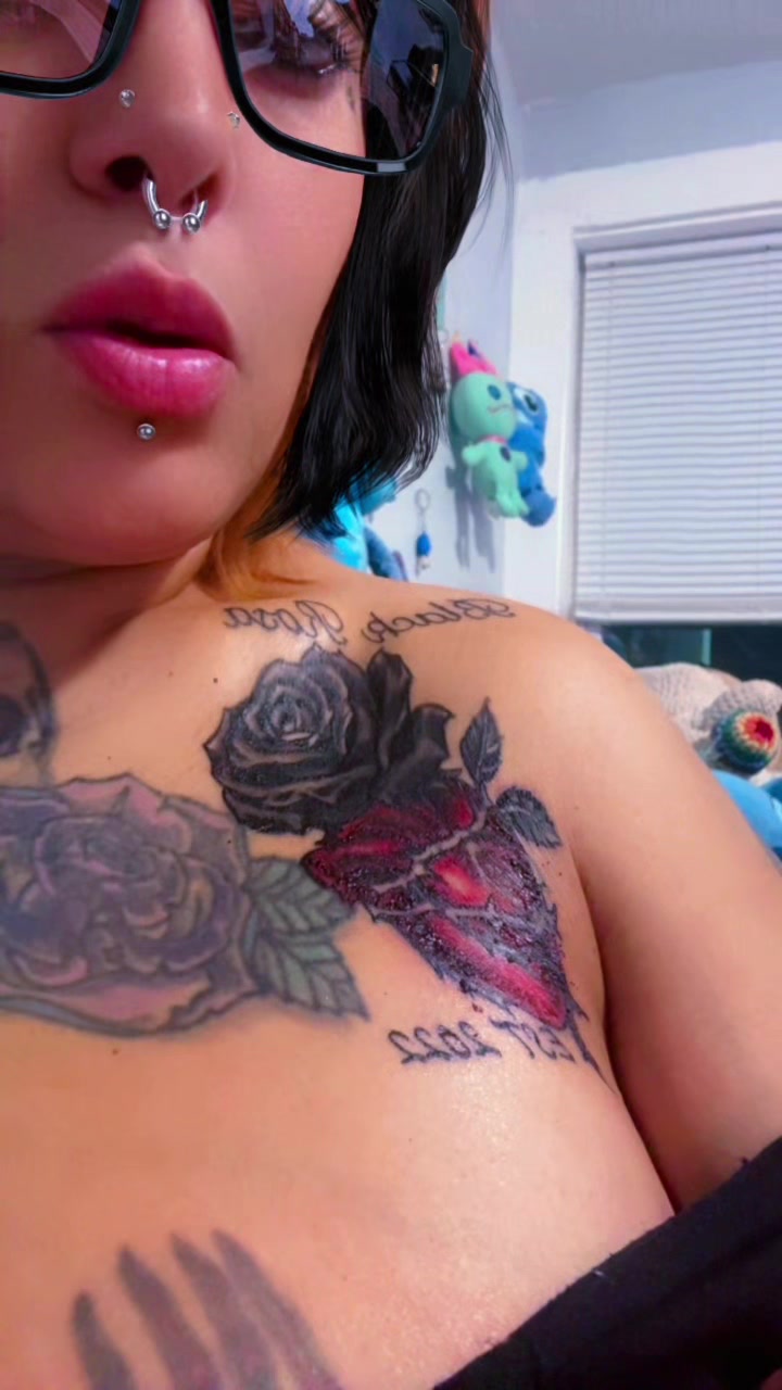 @Bombbeauty