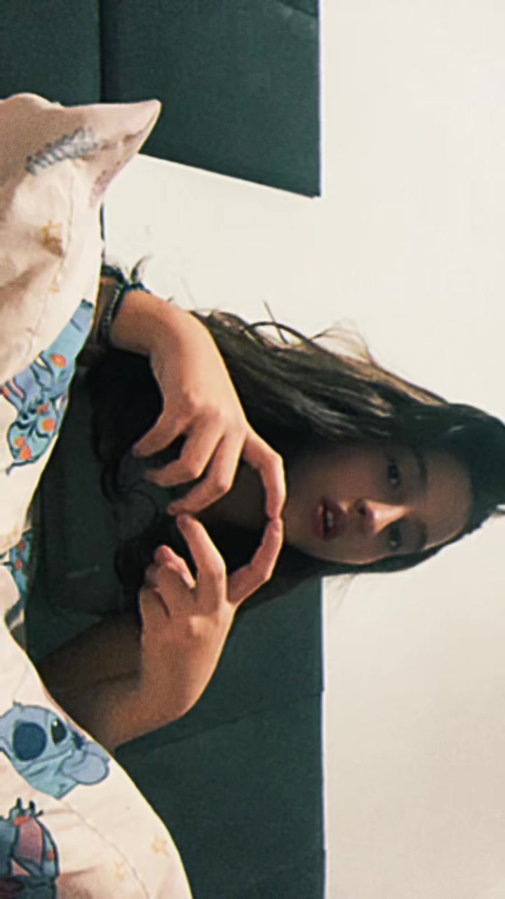 @Vitoria Santos