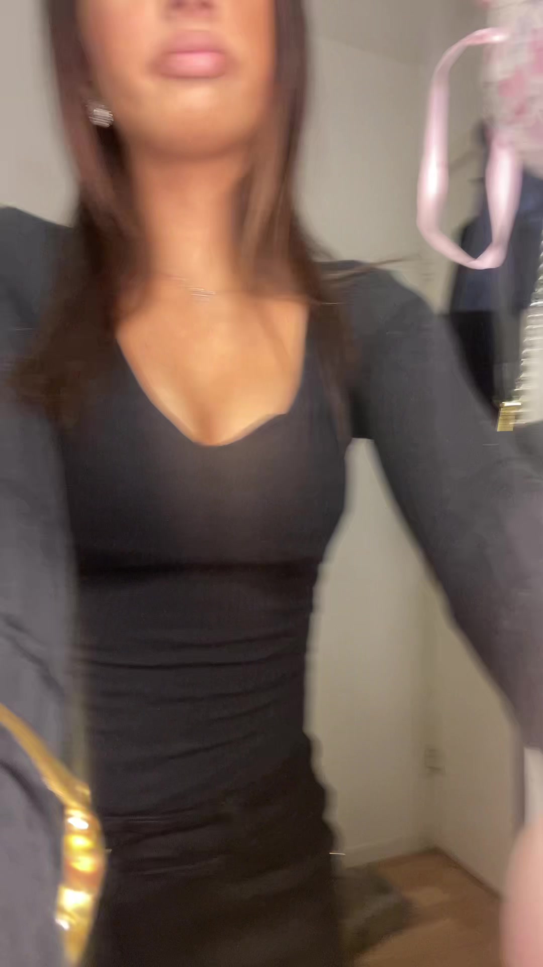@Isabella