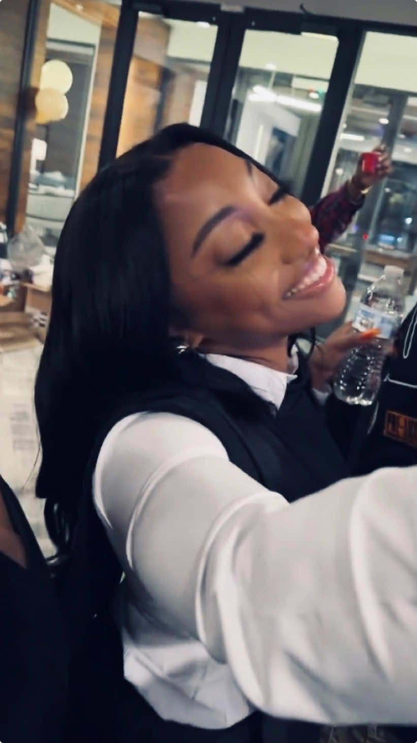 @TheAyannaJo