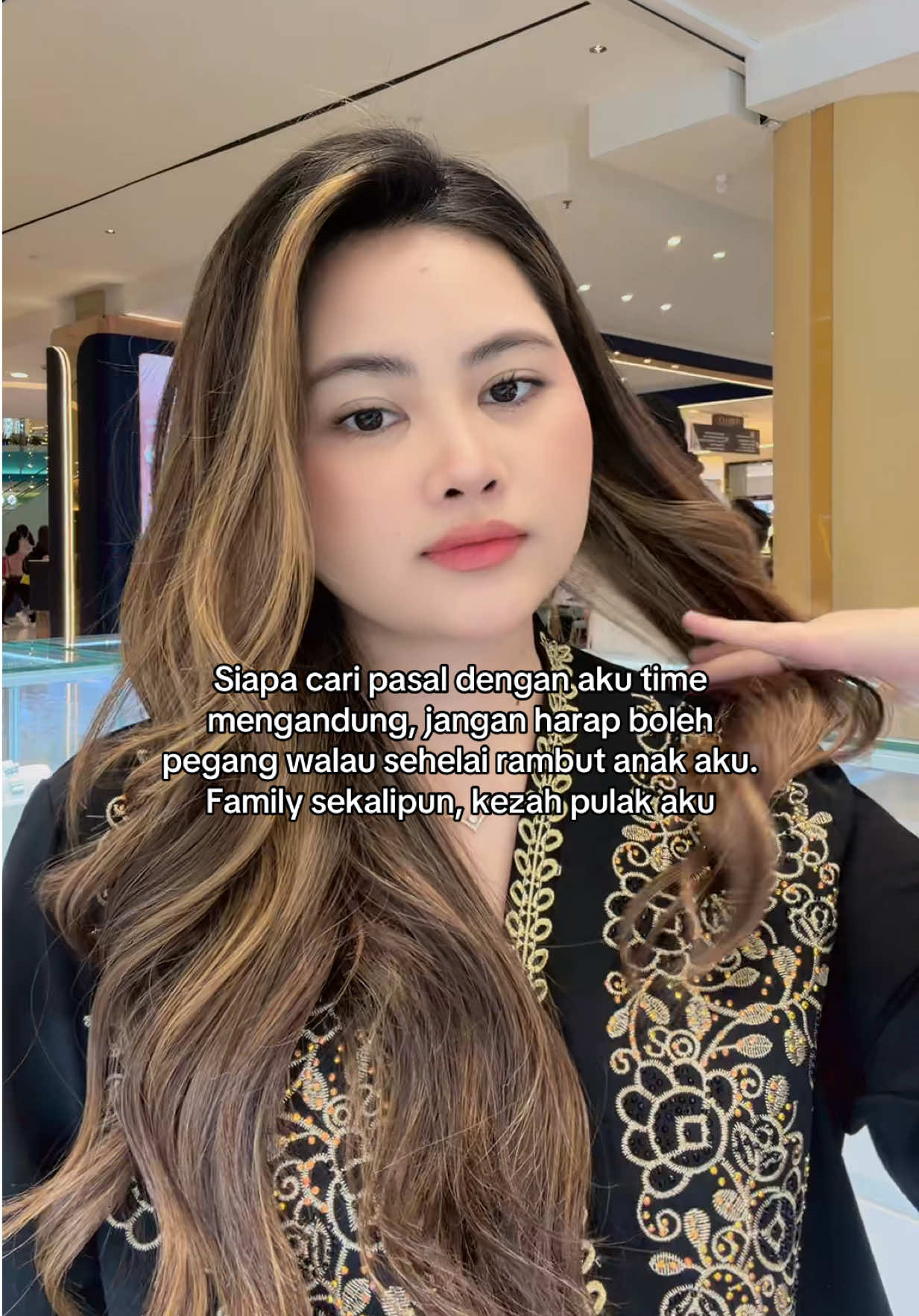 @destriisya