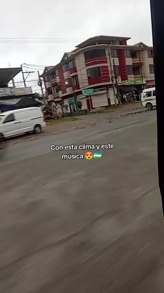 @shinahoteñita🍒🇧🇴
