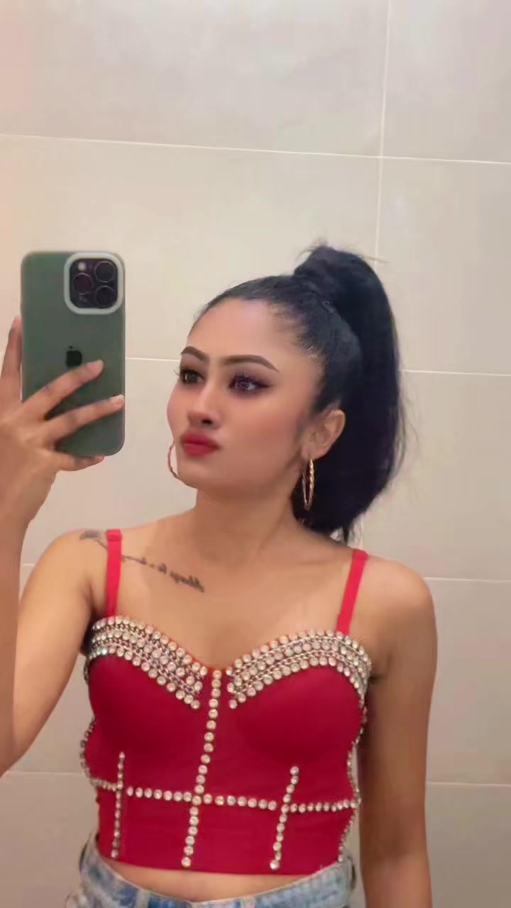@Naduni 🤍