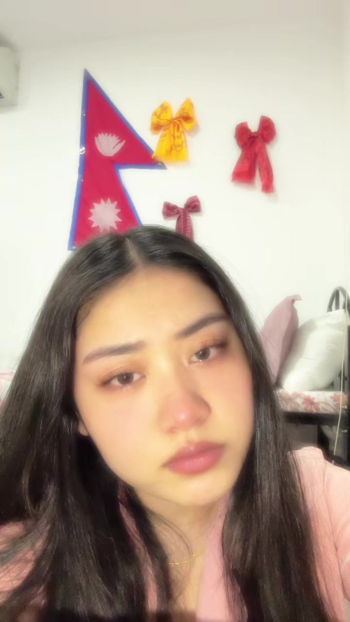 @🖤