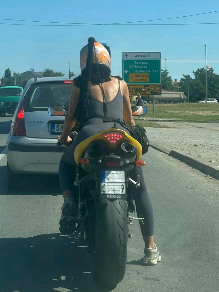 @D❤️A❤️C❤️A 🏍Born to ride🏍