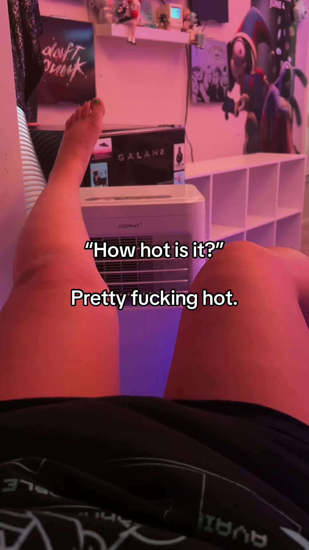 @xox_nerdynikki_xox