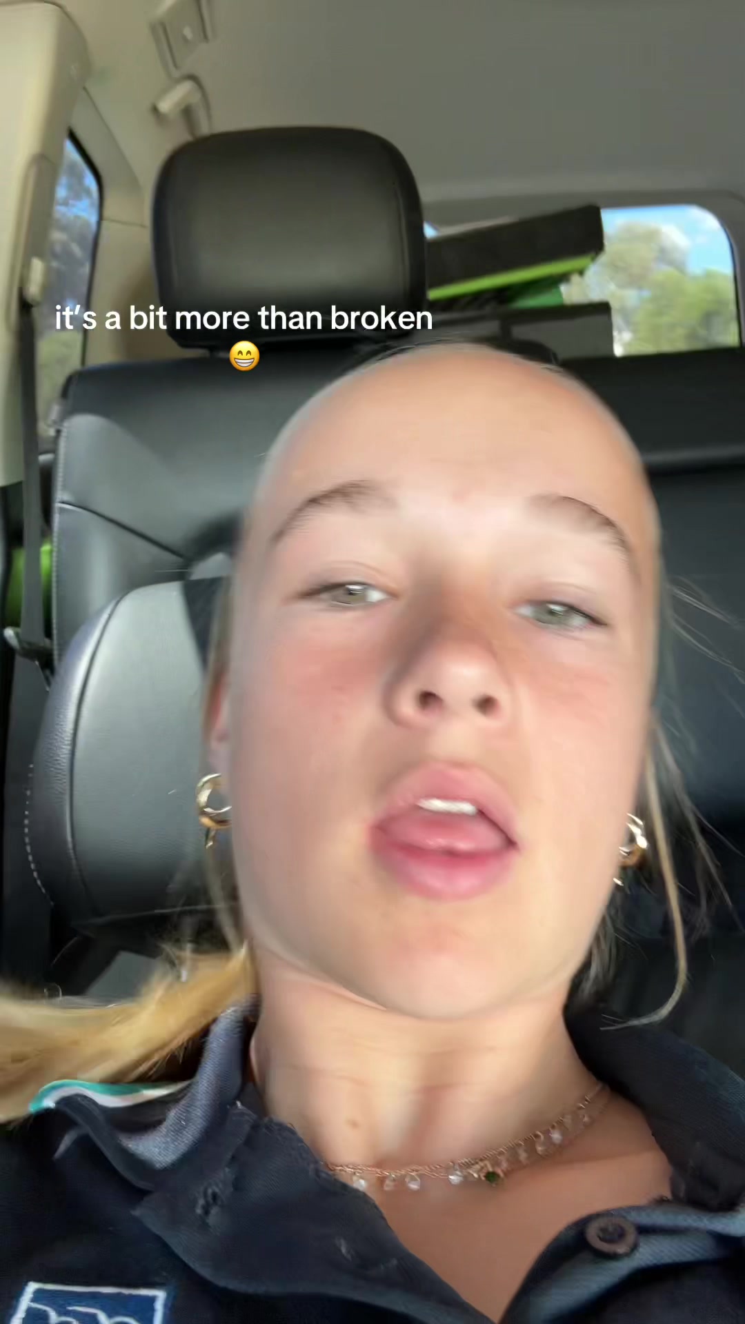 @️