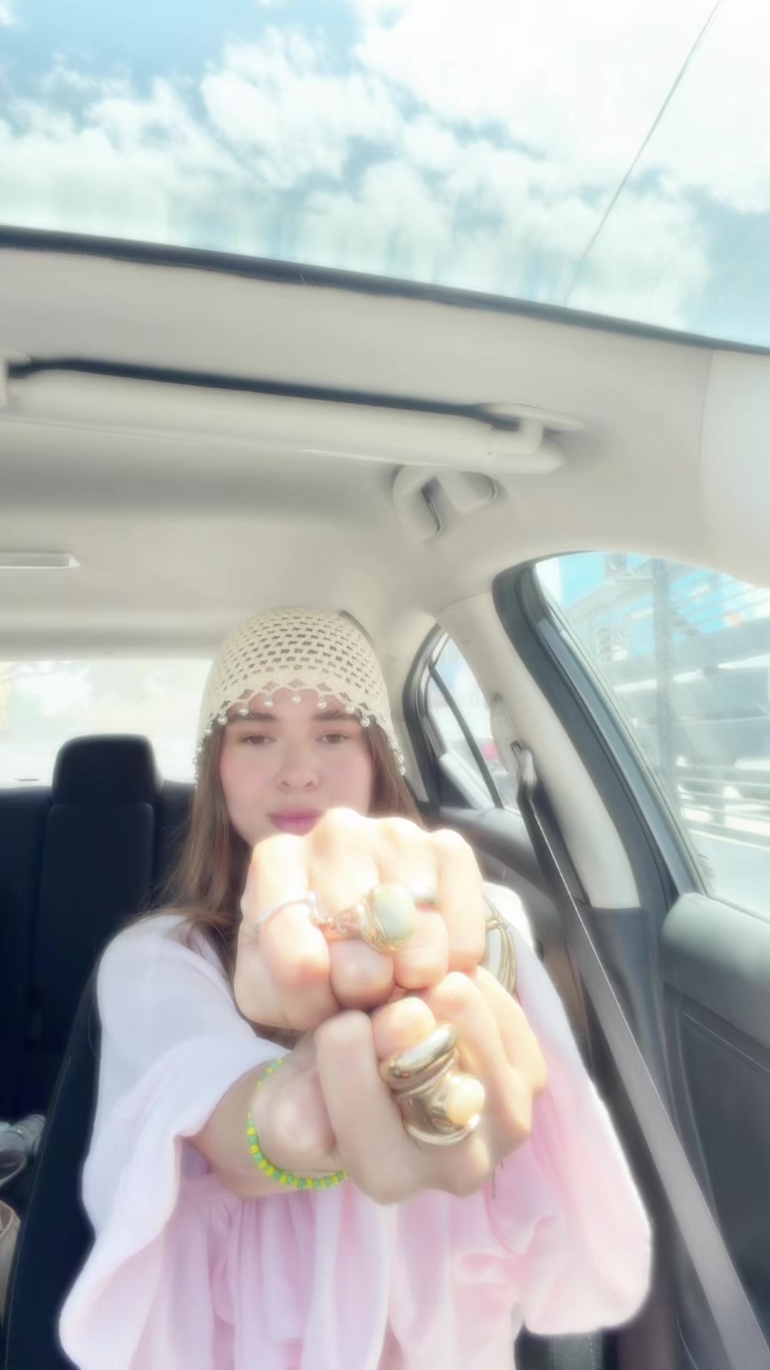 @Samyca_