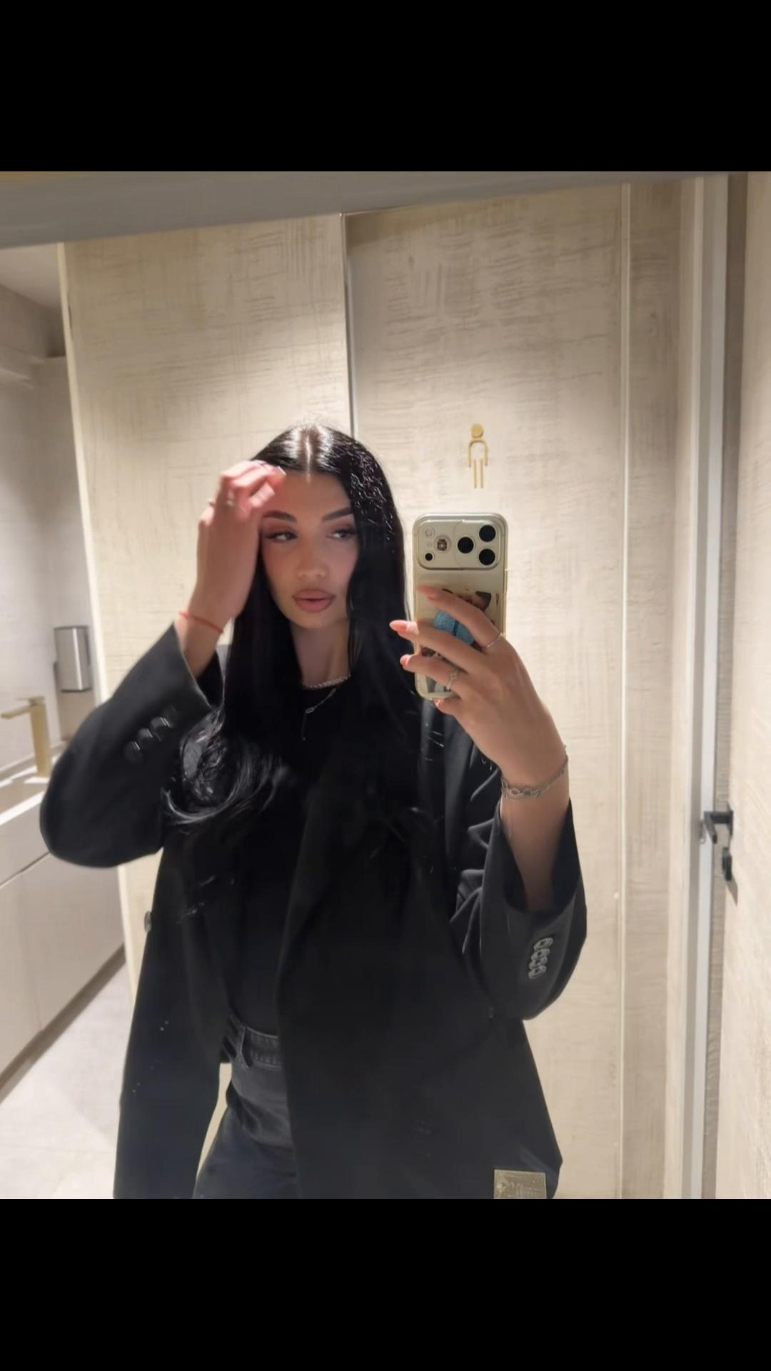 @iuliavrn_