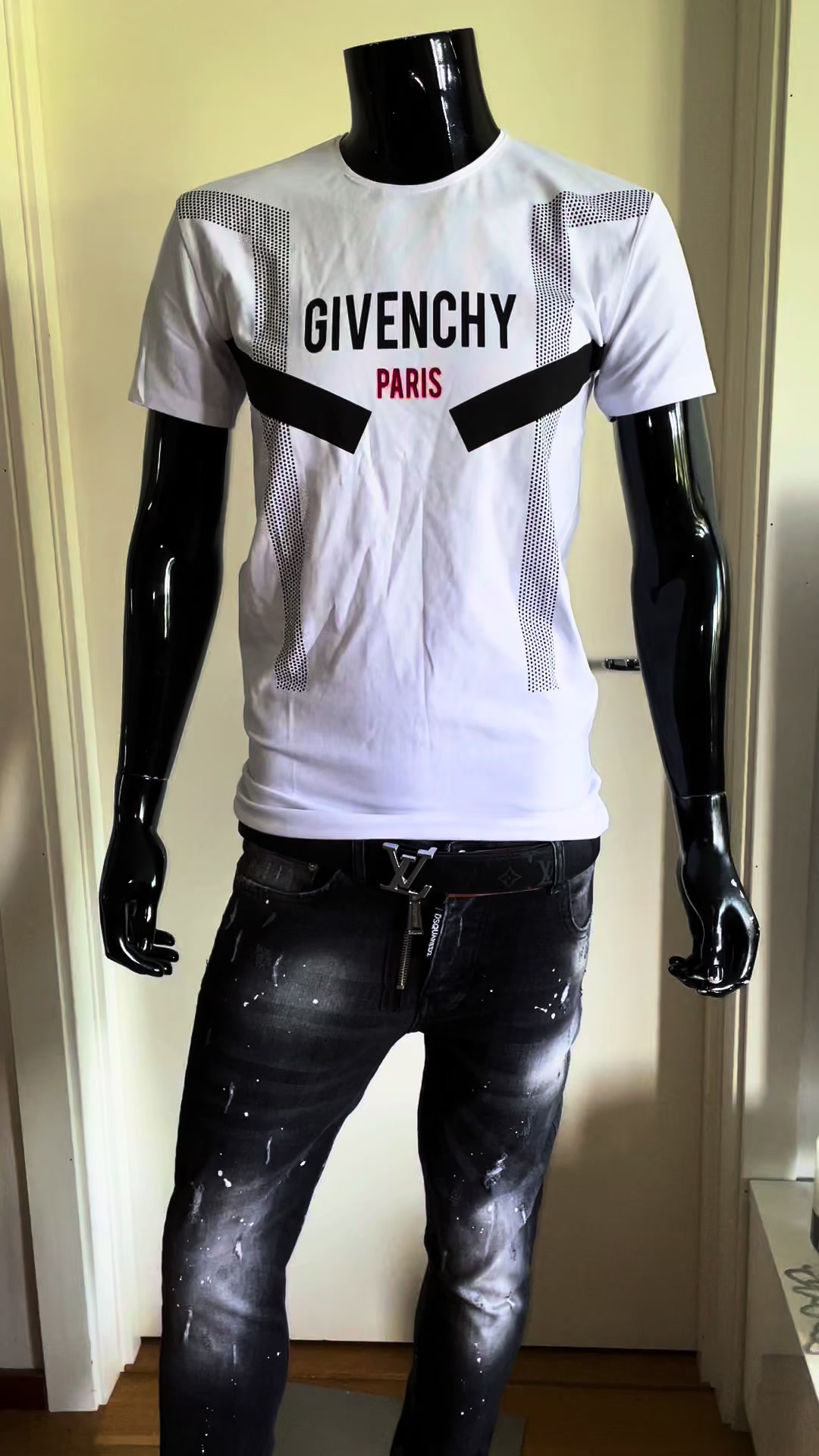 @Designerclothessverige