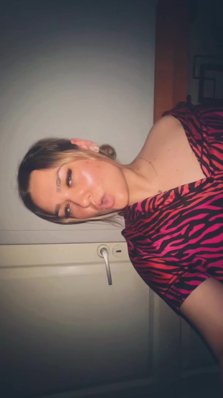 @Sorina_