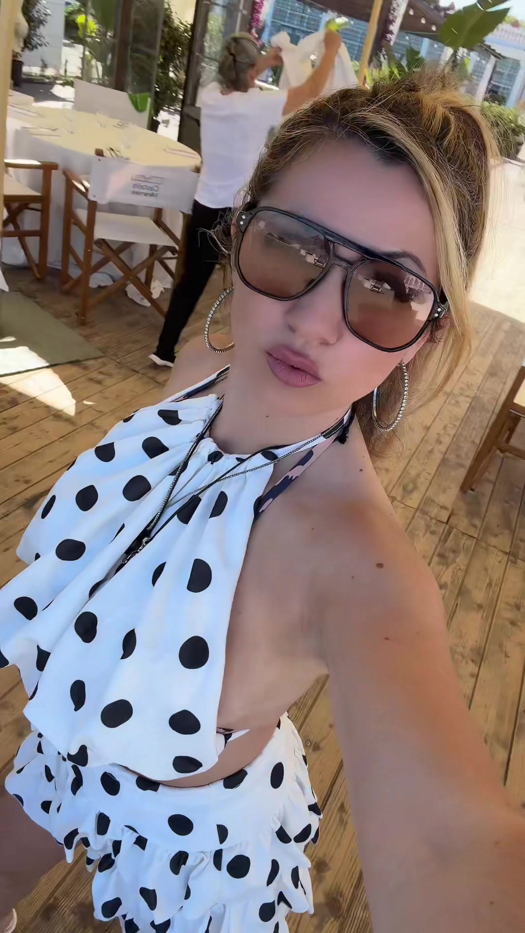 @Elena Chebaru