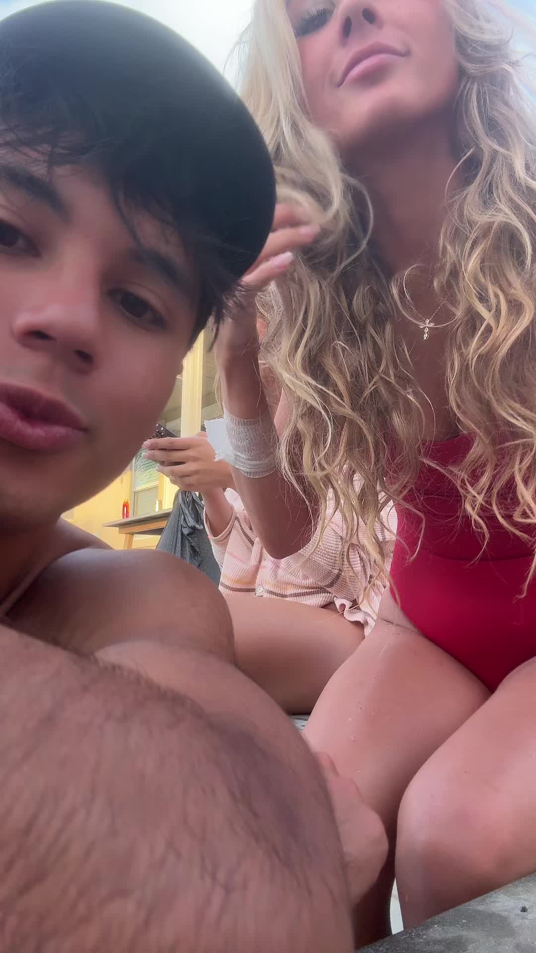 @aris22