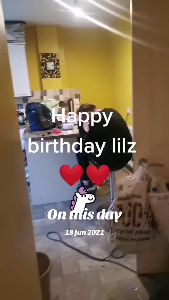 @Elisa Louise