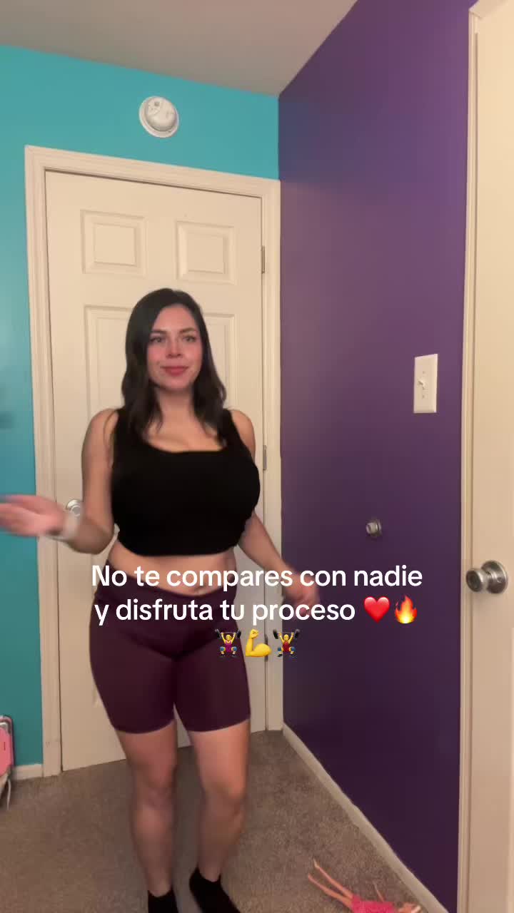 @Candelita🔥🔥🤓