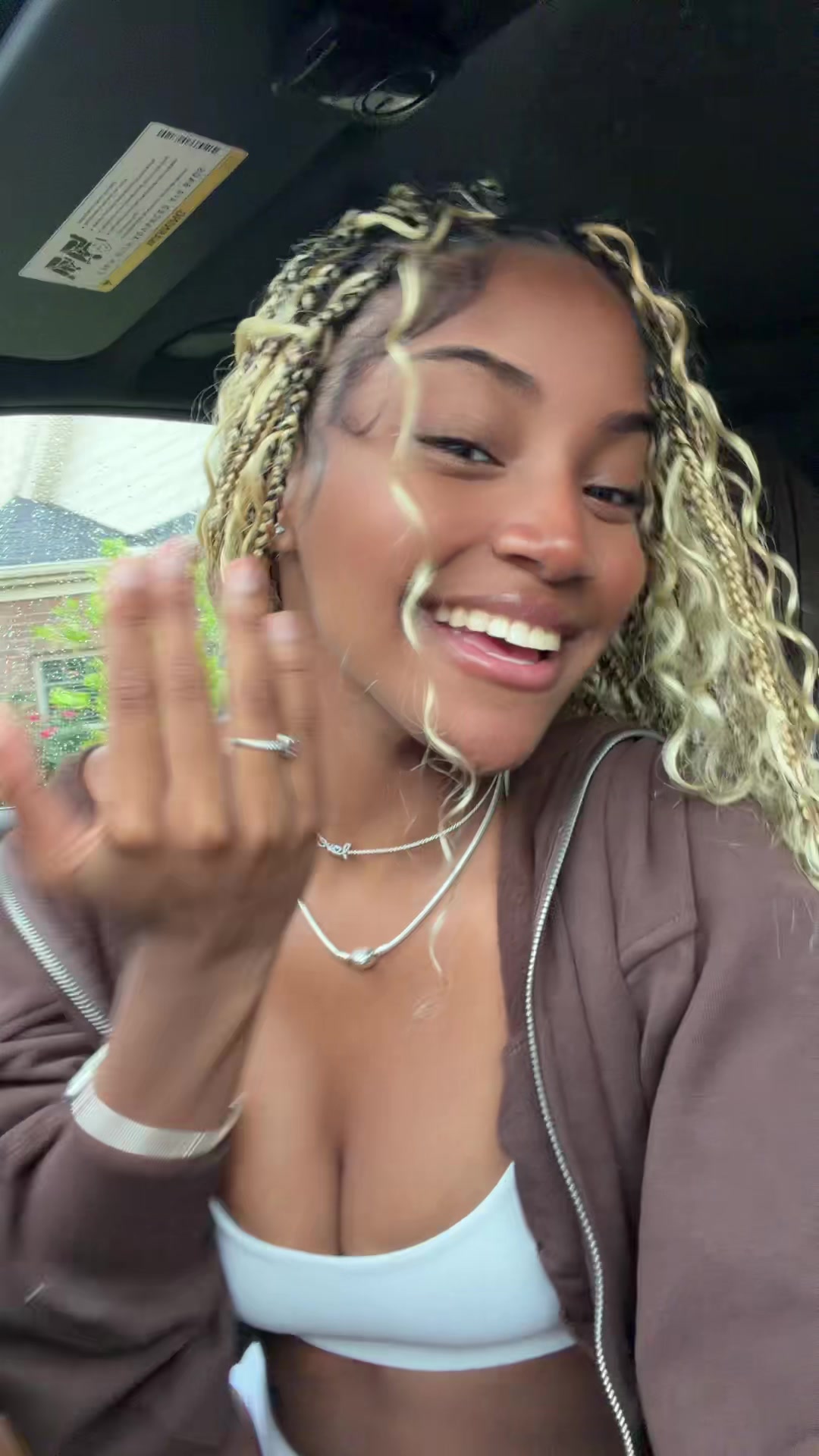 @zarhia