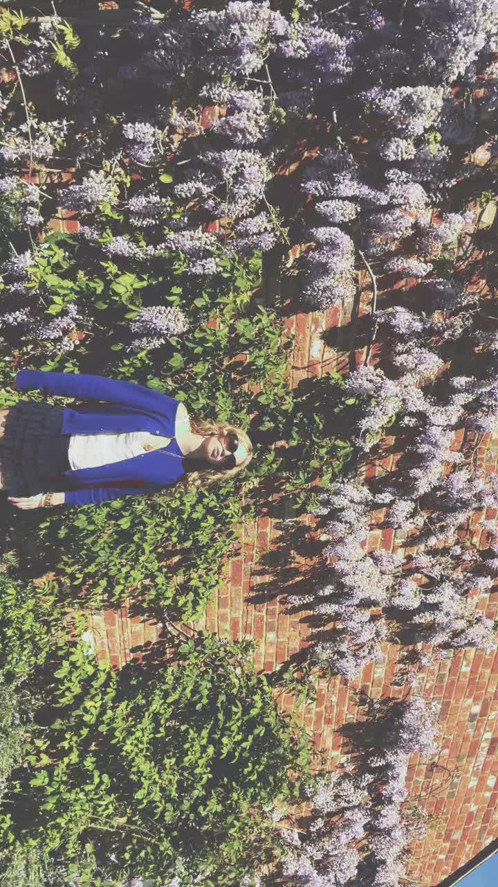 @𝐟𝐥𝐨𝐫𝐞𝐧𝐜𝐞 💕🪽