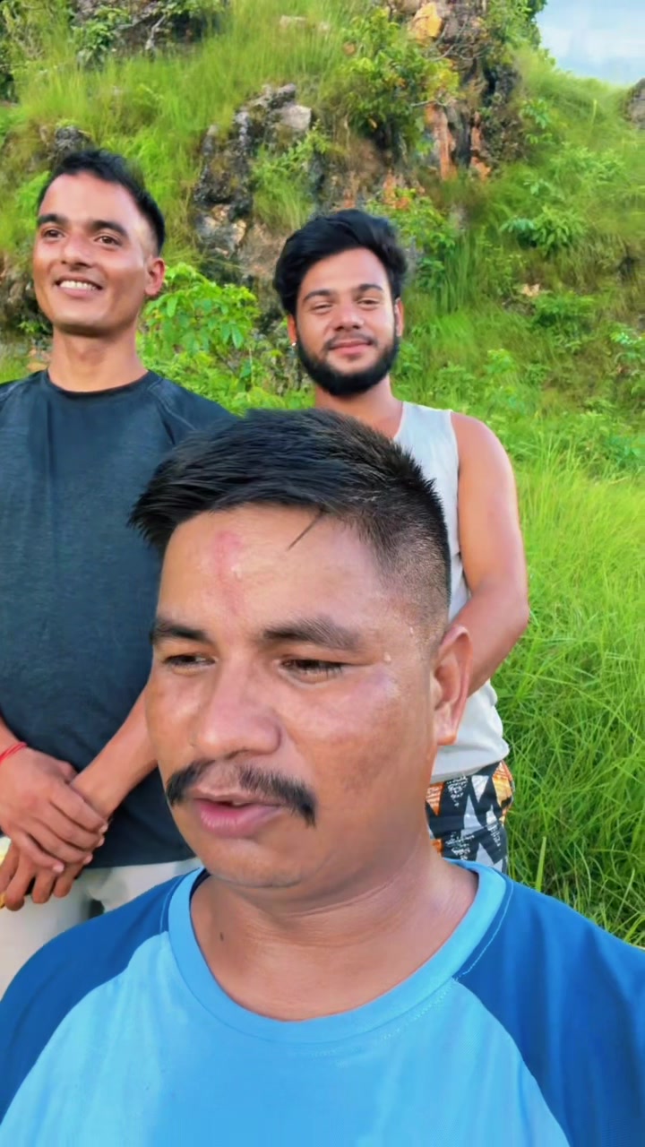 @Amit jung kunwar🕉️🎤✅