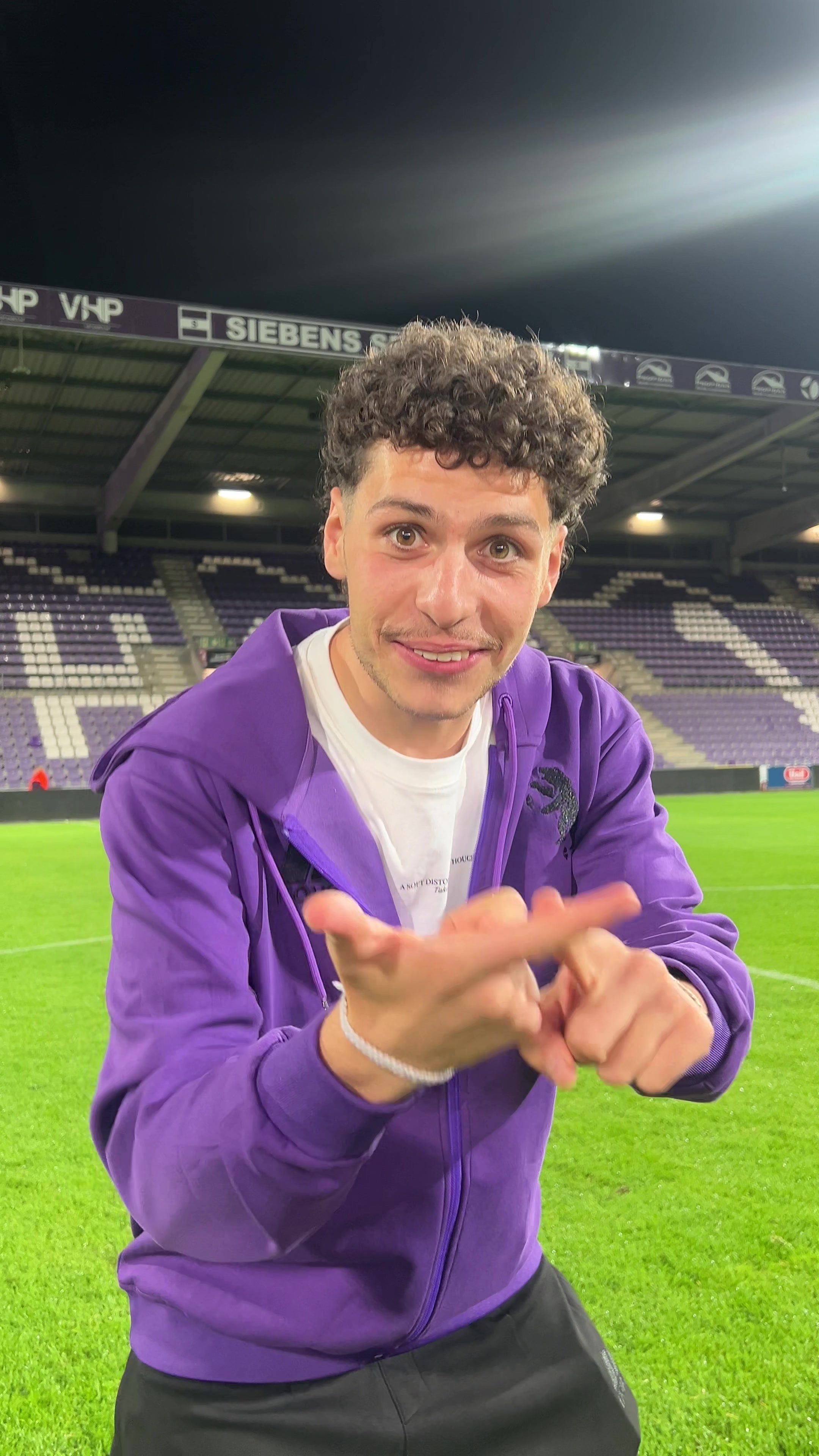 @K. Beerschot V.A.
