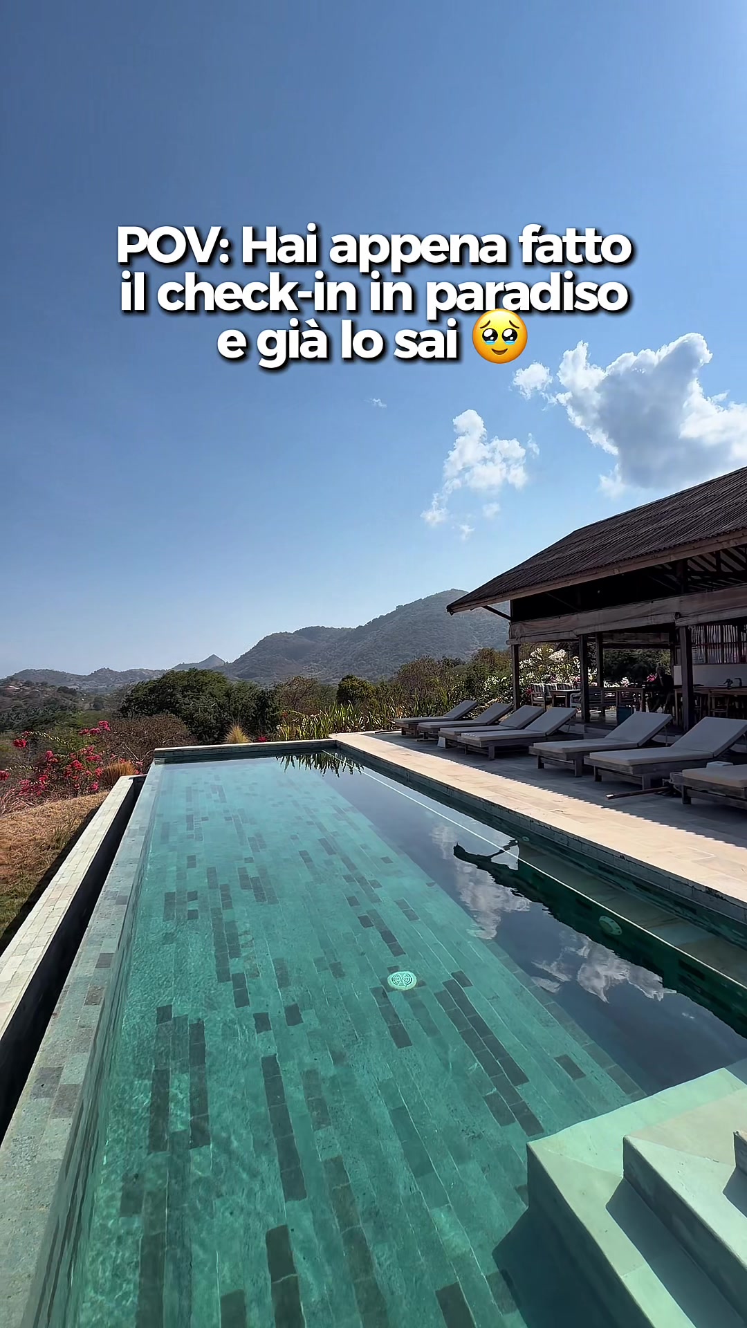 @Selena - Travel Blogger
