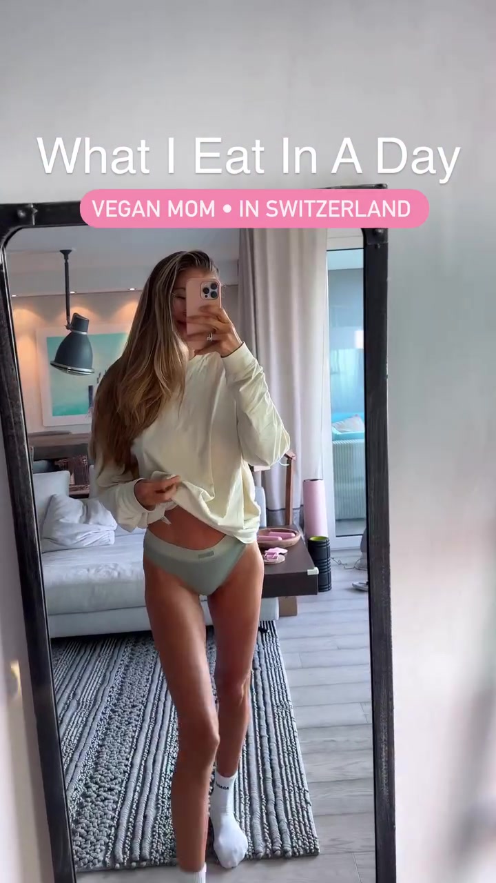 @carolinedeisler