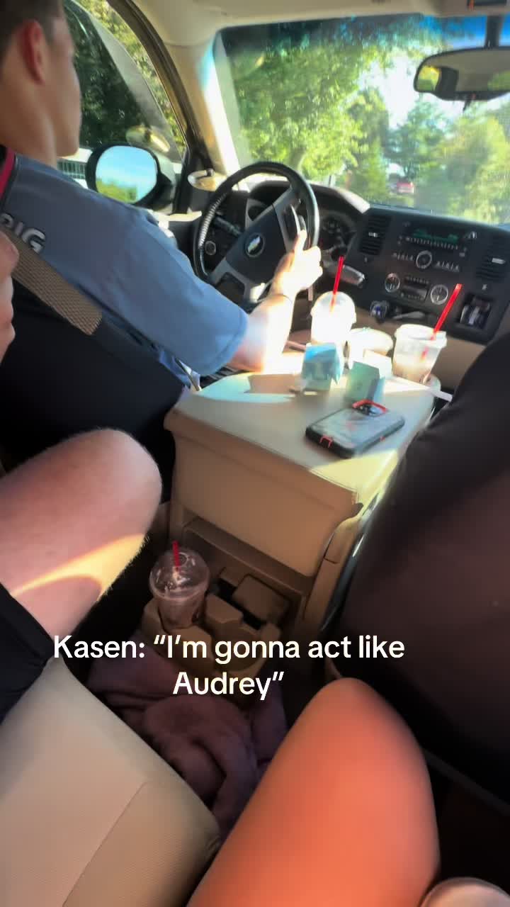 @audrey 😚