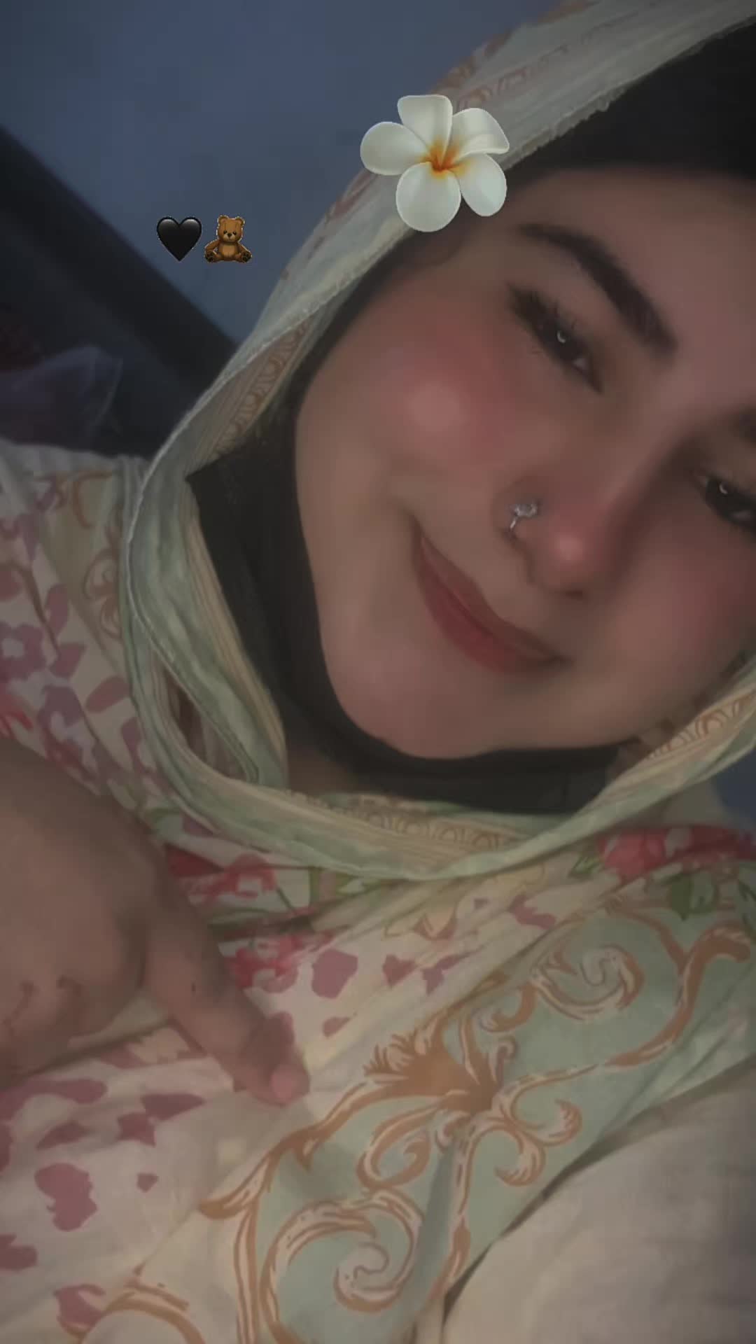 @Iqra🥰
