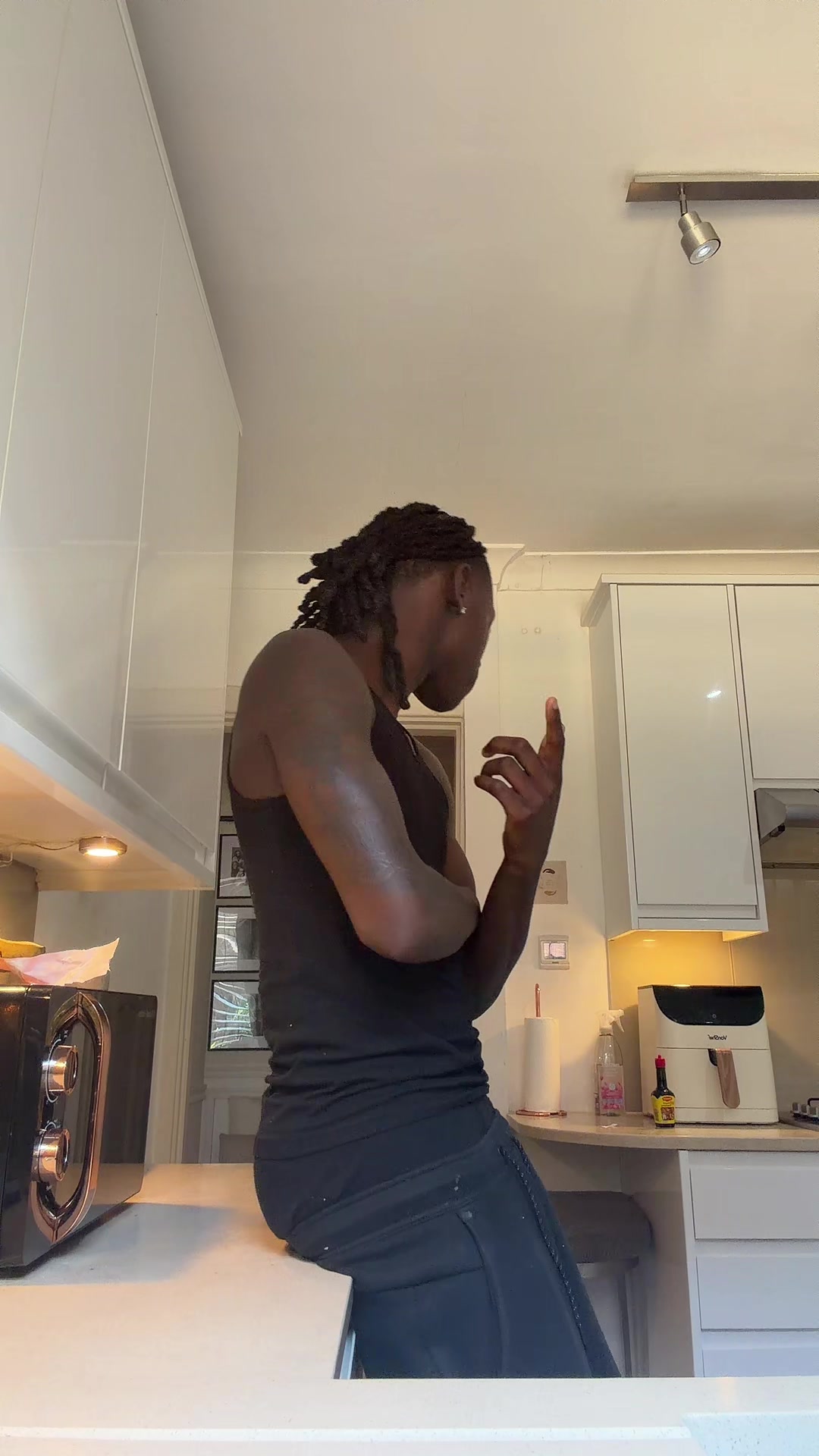@MJ🏌🏾