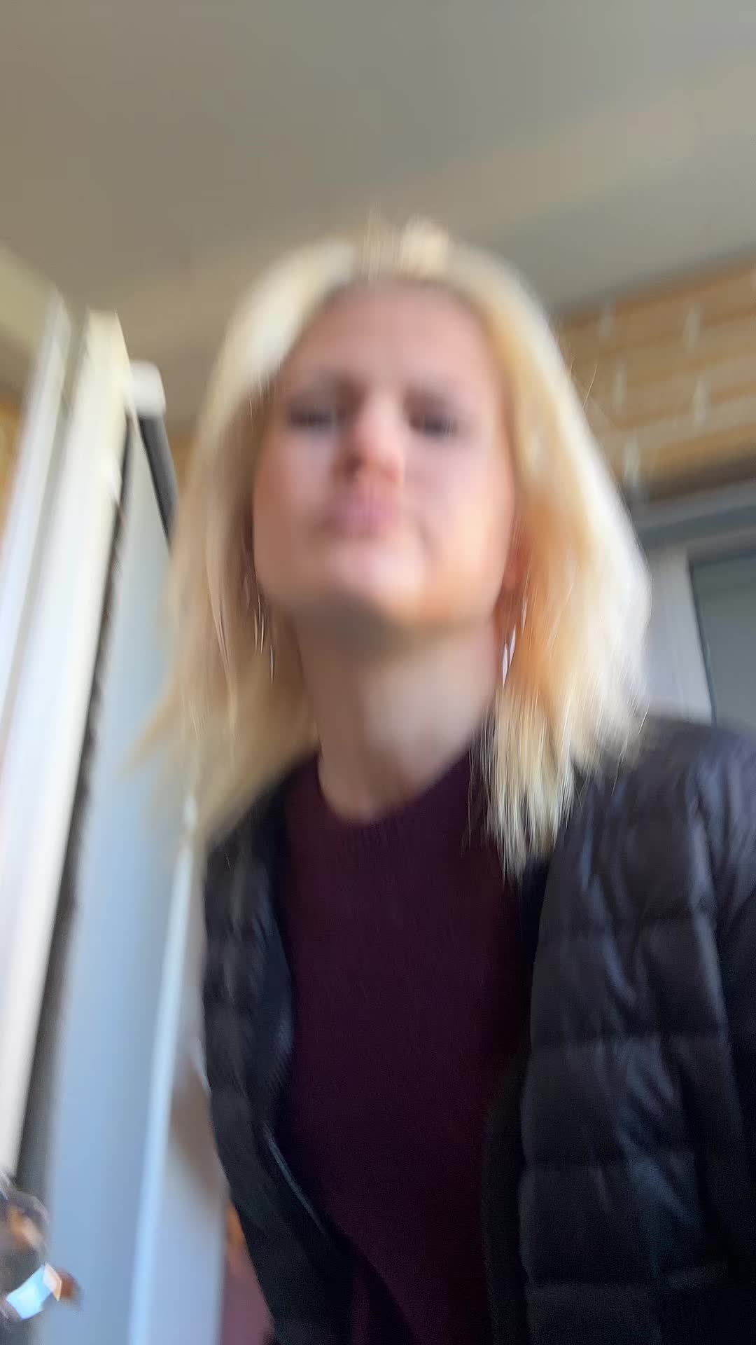 @Blond