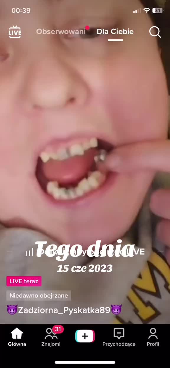 @Renaciorka💅🏻