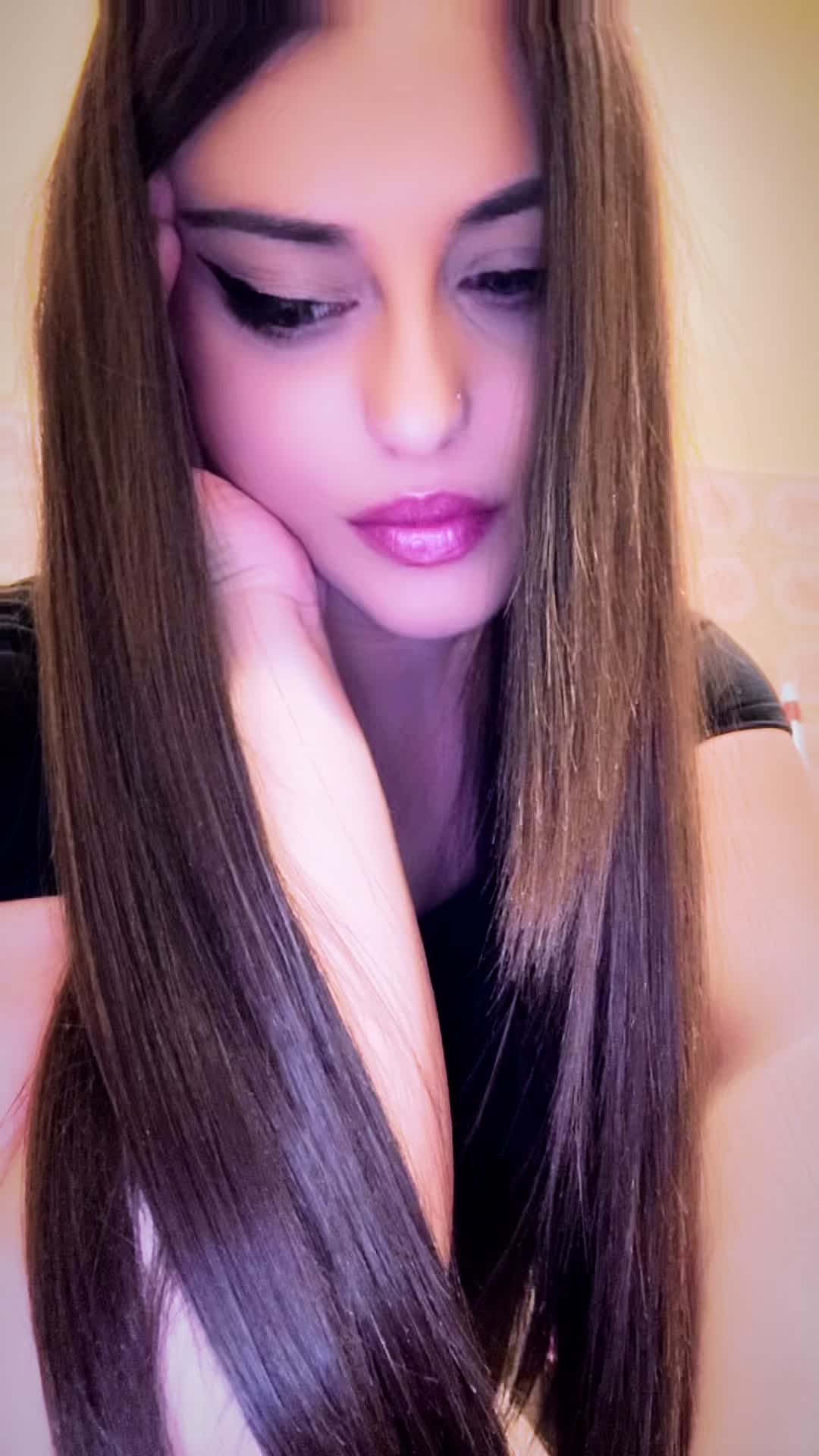 @🌻𝑌𝑙𝑒🌻