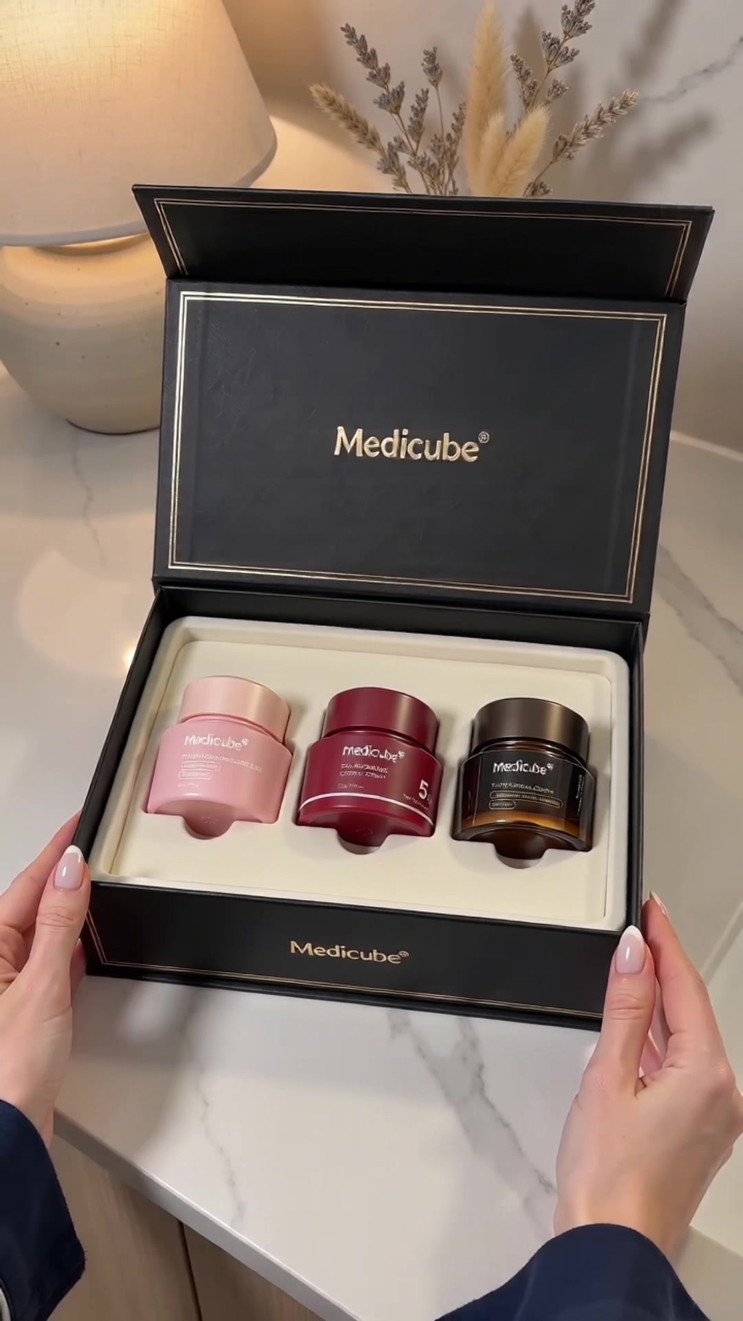 @UK Beauty Finds Mia