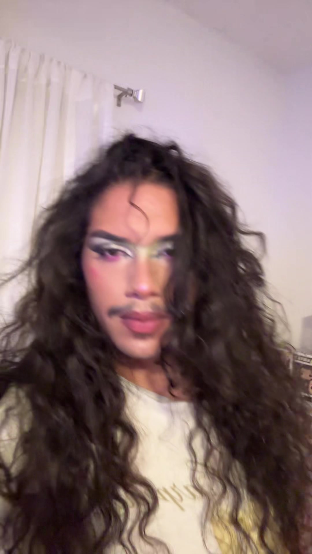 @nobody2u
