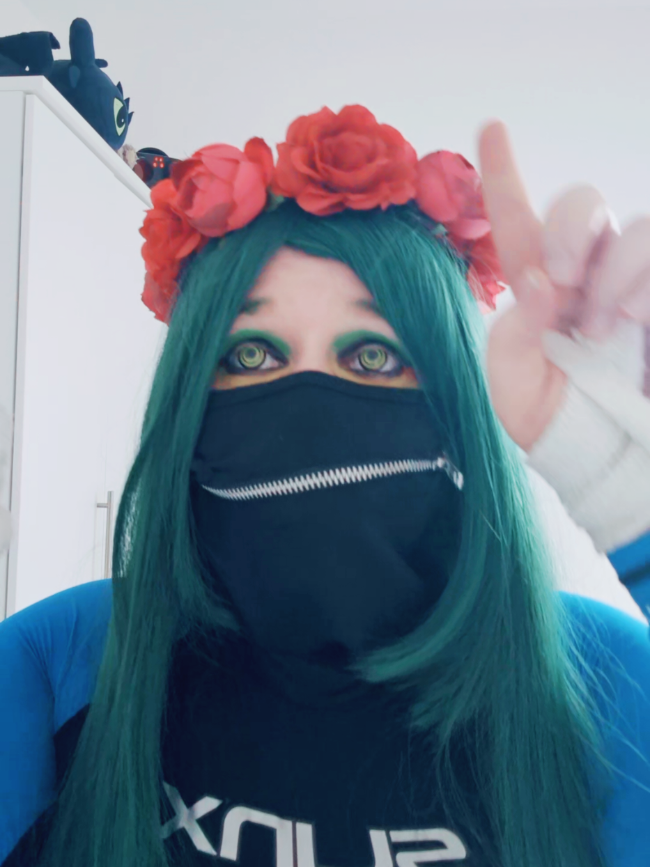 @kelzycos