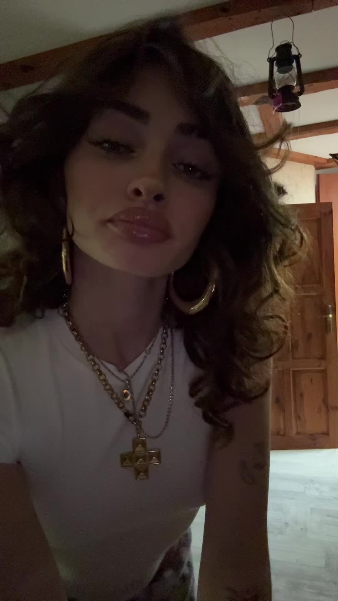 @gg