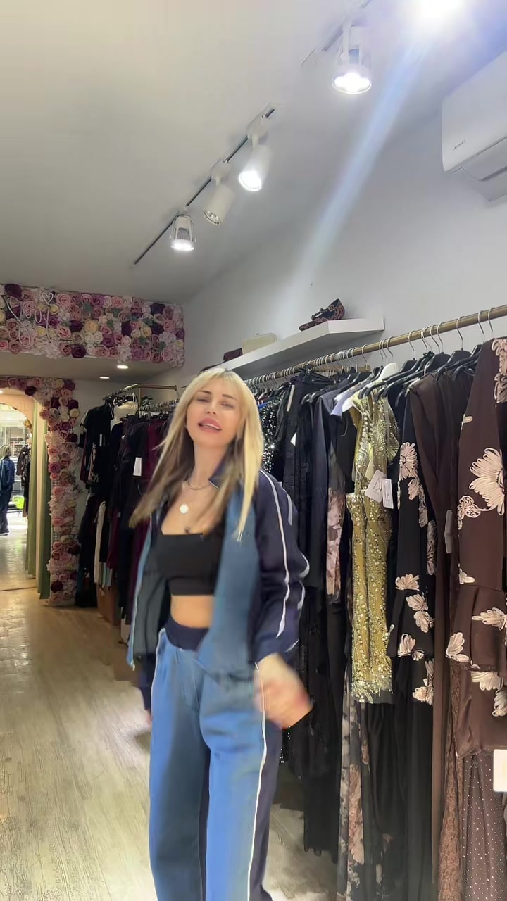 @Elena KJoy