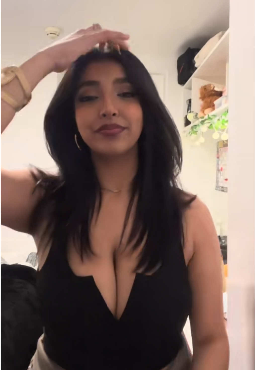 @Janvi 🪸