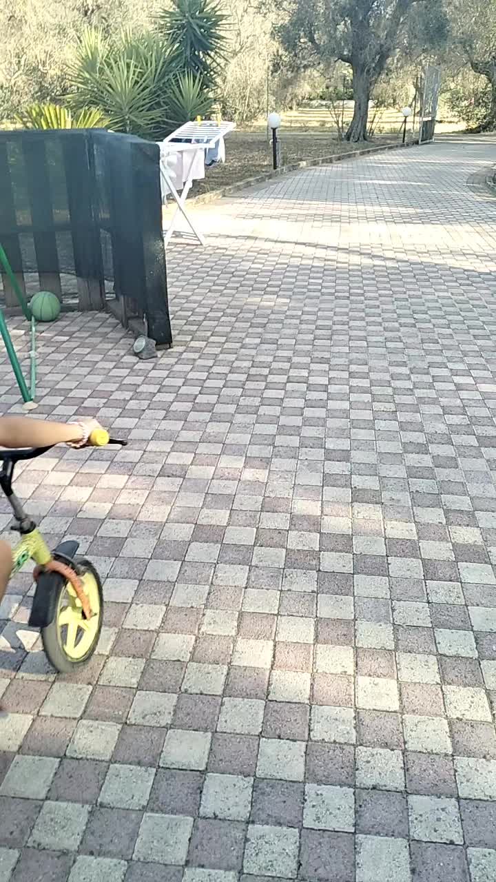@Denise🏍