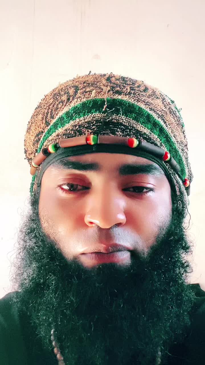 @AkiOMan