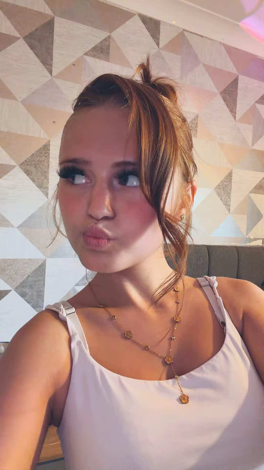 @ash_xxx27