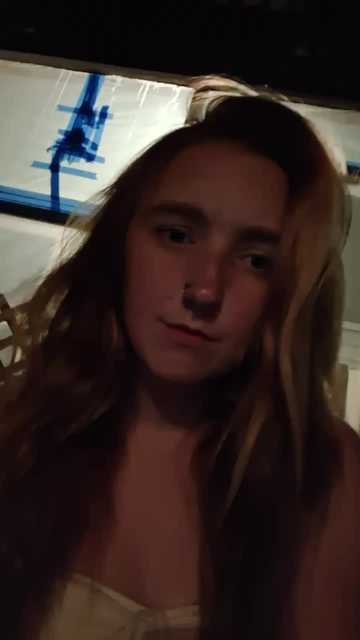 @AlexisKaye