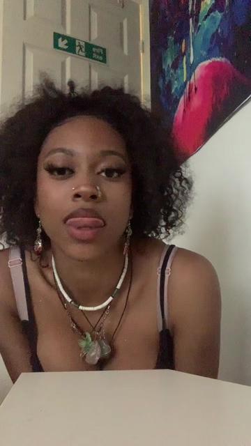 @myah.ren