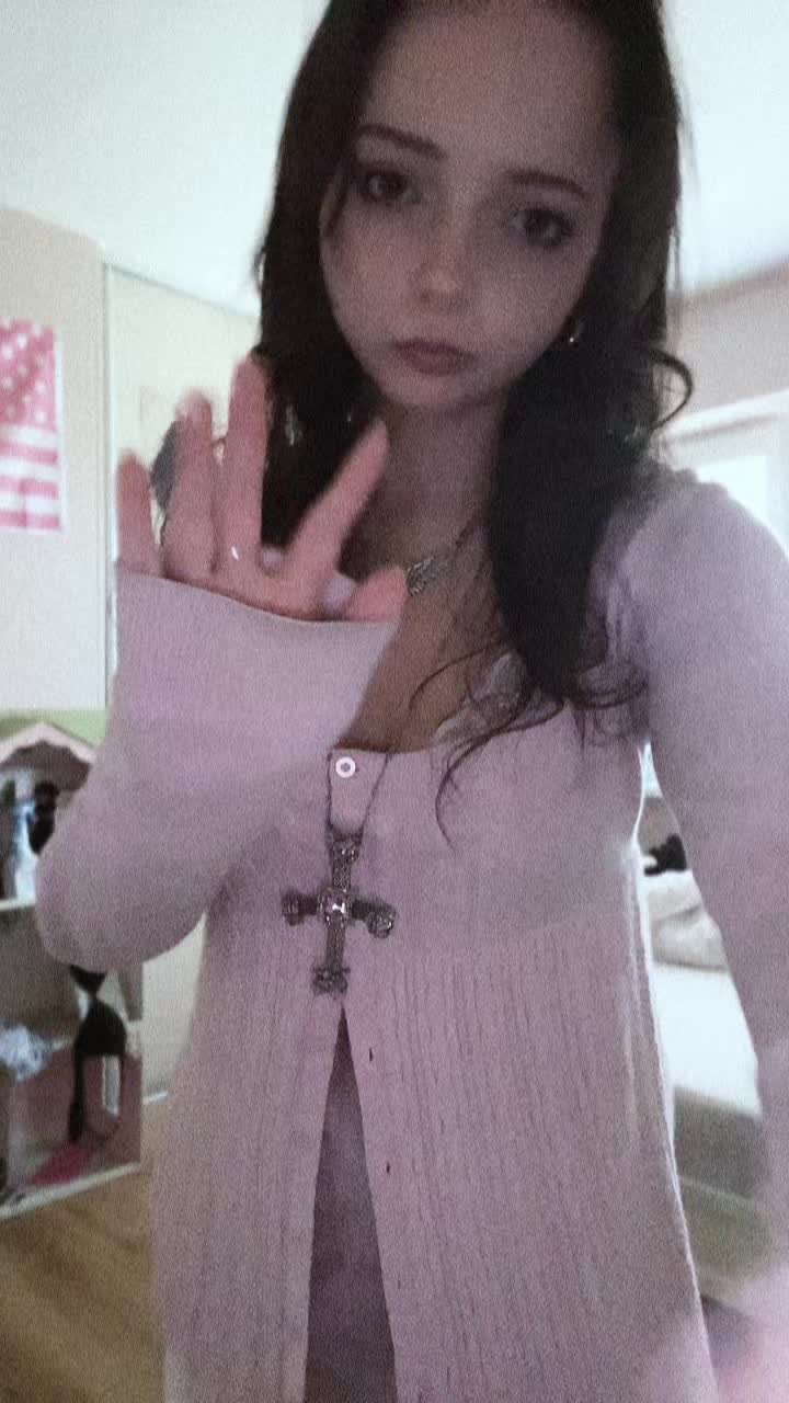 @🧁🪽