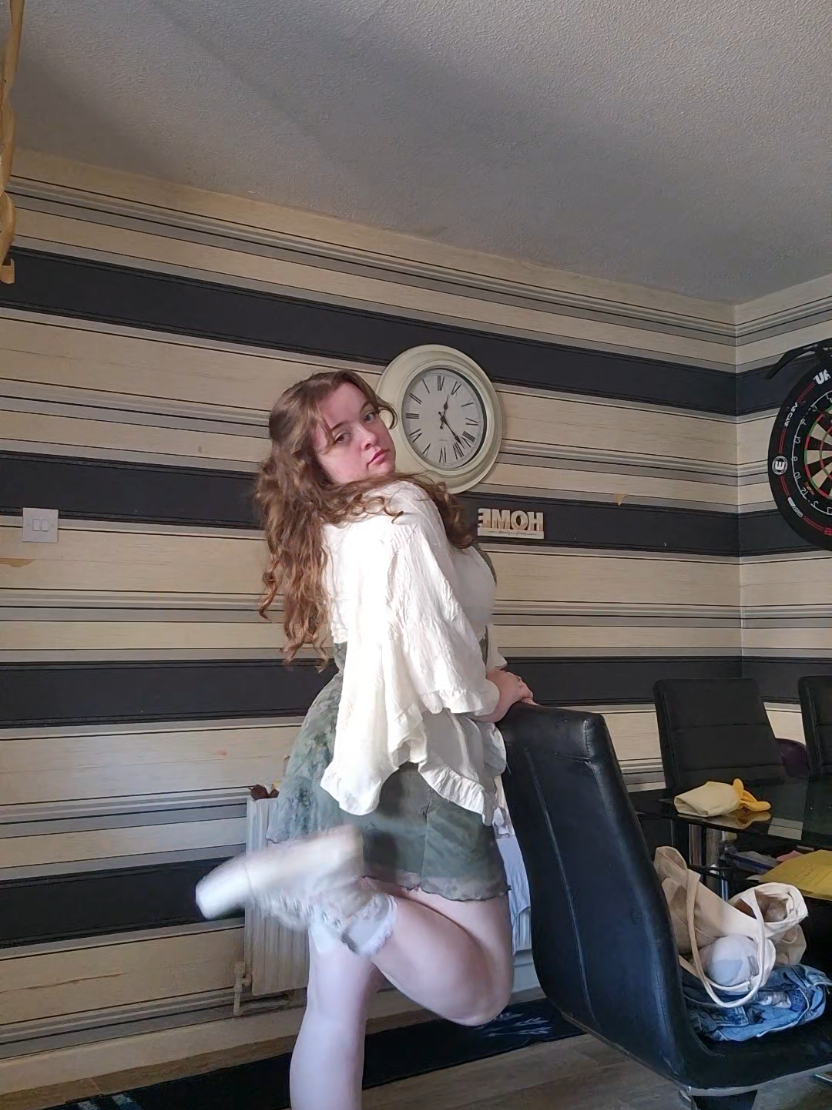 @aine <3