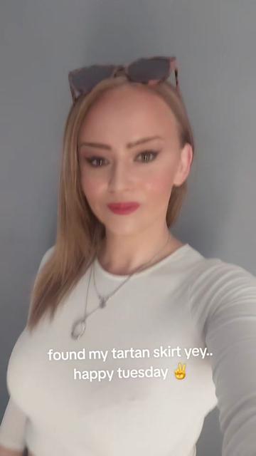 @Emily_Yorkie05